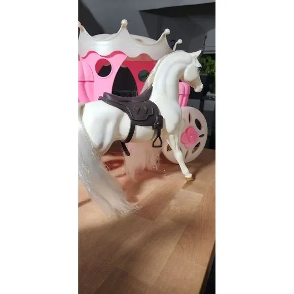 Vintage Barbie Horse and Carriage ~Princess~